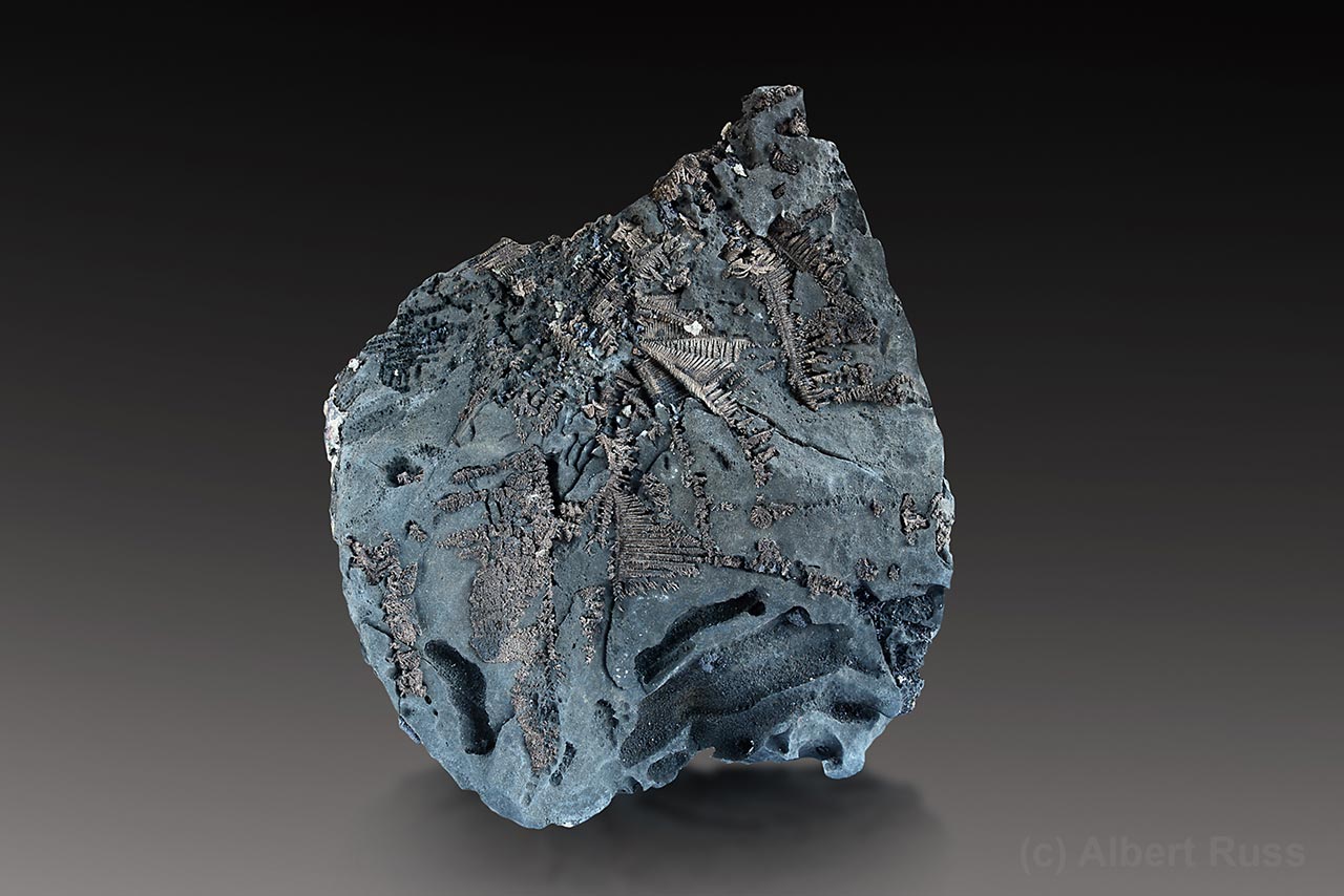Skeletal native silver in native arsenic from Jáchymov, Czech Republic