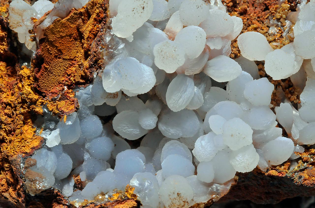 Botryoidal smithsonite from Mina Ojuela, Mapimi, Durango, Mexico