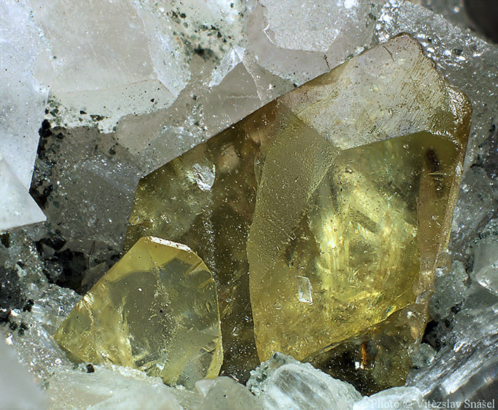 Gemmy yellow-green titanite crystal from Shigar Valley, Pakistan