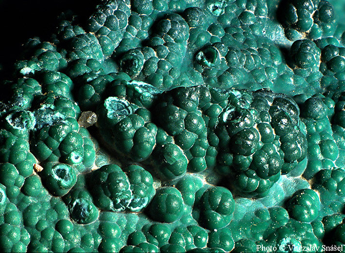 Malachite  Properties, Occurrence, Uses and Deposits