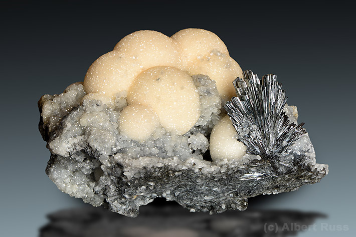 White botryoidal calcite with stibnite from Romania