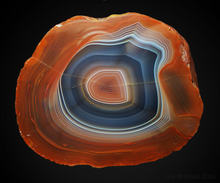 Eye agate with red iris and dark pupil from Lake Superior, USA