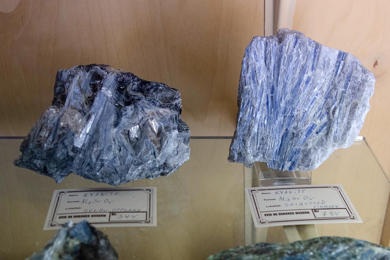 Nice kyanite specimens from Selbu and Skibotten, Norway