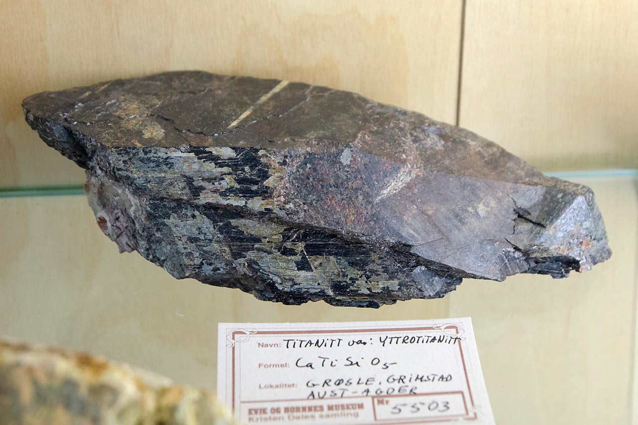Titanite (variety yttrian titanite) from Grimstad, Norway
