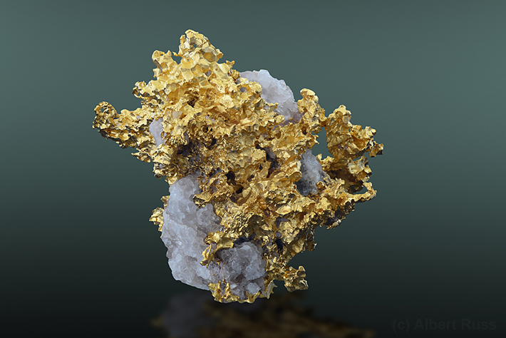 Gold in quartz from Alta Floresta, Brazil