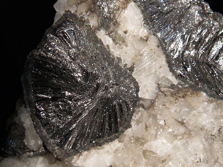 Rare crystalline graphite from Sri Lanka