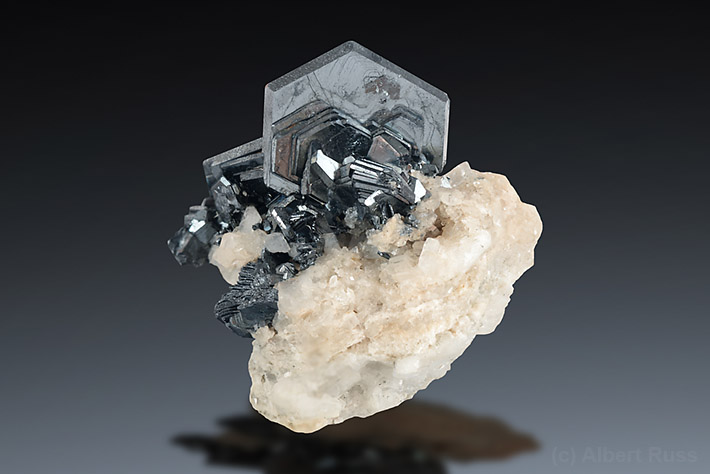 Hematite crystals from Switzerland - Stock Image - C001/4366 - Science  Photo Library