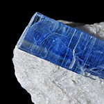 Kyanite – Mineral Properties, Photos and Occurrence