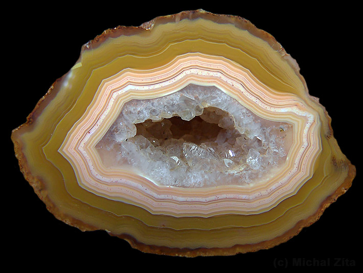 Agate from Moctezuma, Mexico with void geode inside