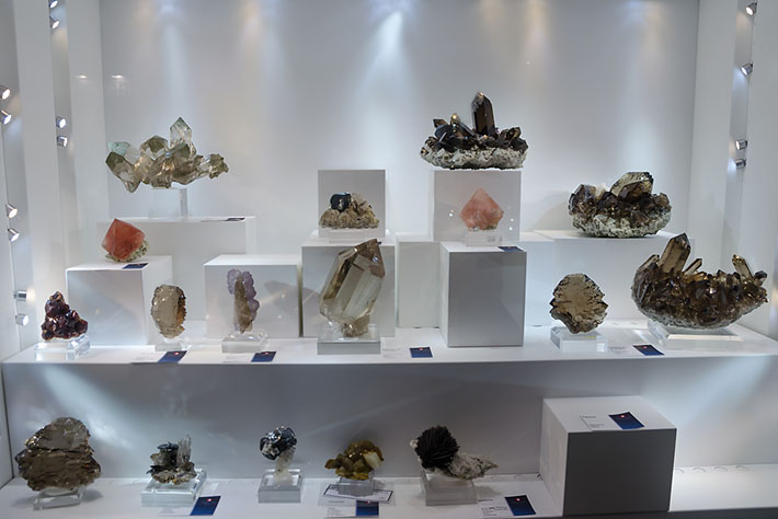 Alpine minerals for sale