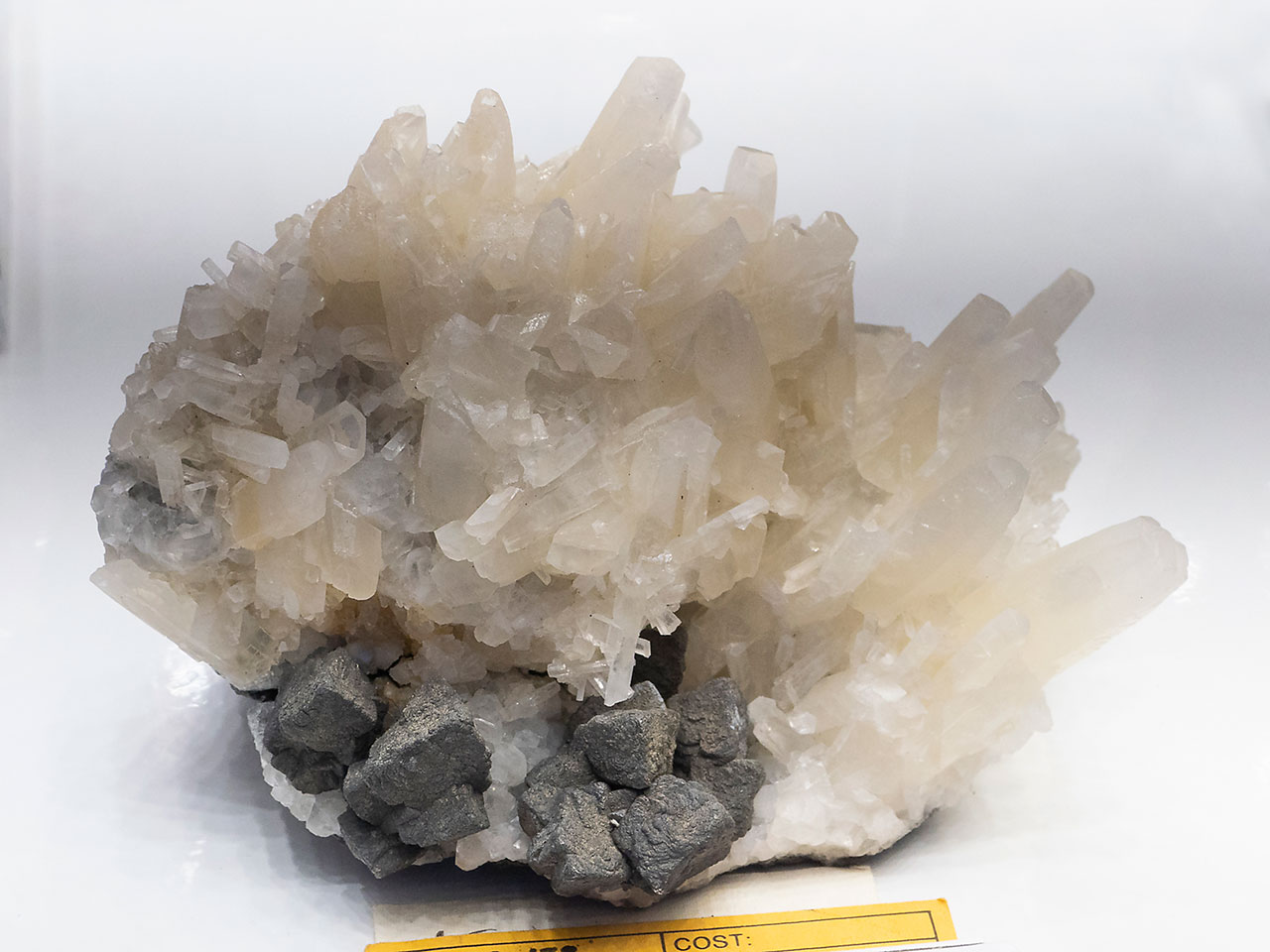 Rare native antimony crystals with aragonite from Lake George, New Brunswick, Canada