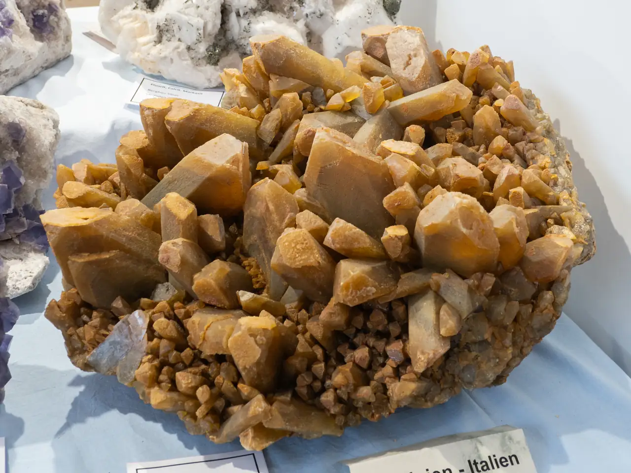 Huge cluster of yellow-green baryte crystals from Sardinia, Italy