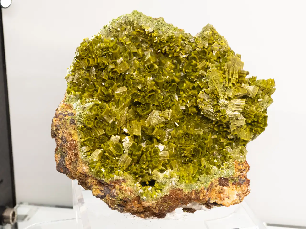 Uncommon type of pyromorphite from Daoping Mine, Guangxi, China