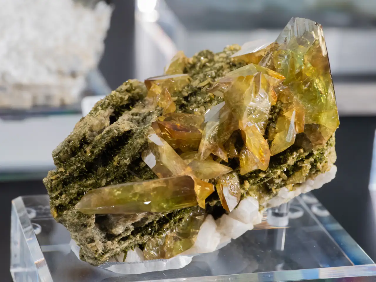 Bright colored titanite (var. sphene) from Austria