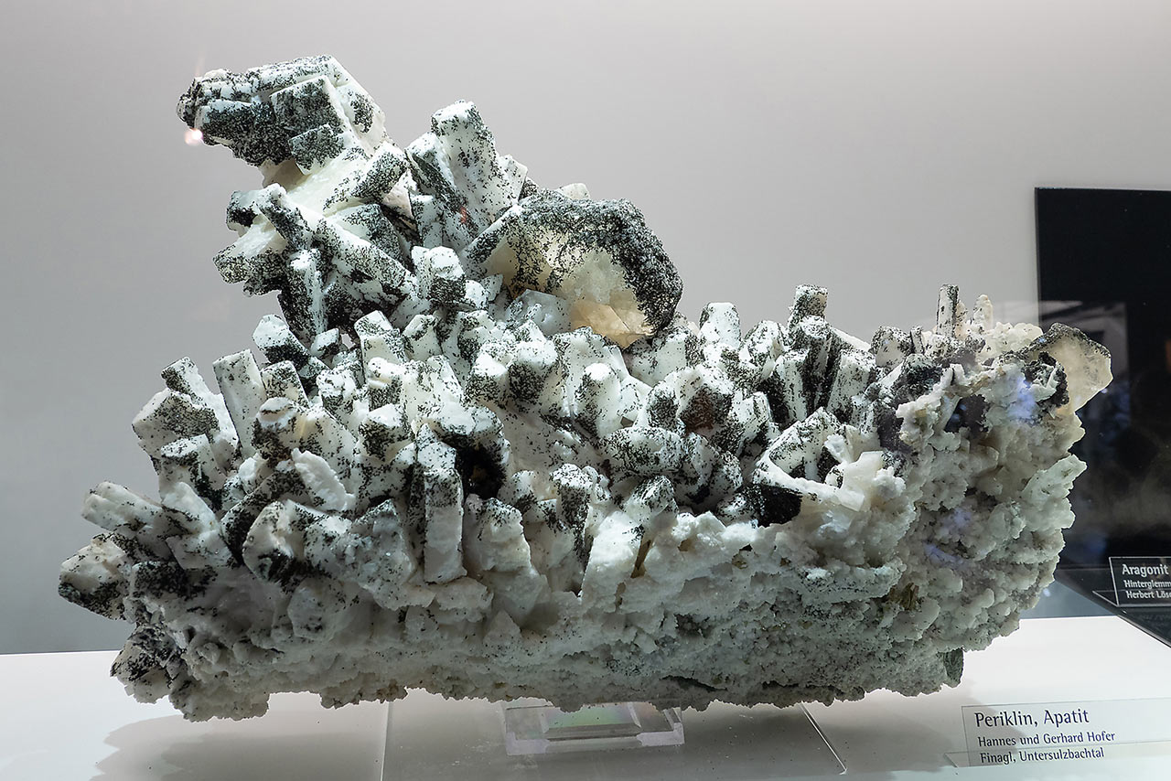 Huge cluster of pericline with apatite on the top, found in Untersulzbachtal, Austria