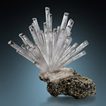 Natrolite – Mineral Properties, Photos and Occurrence