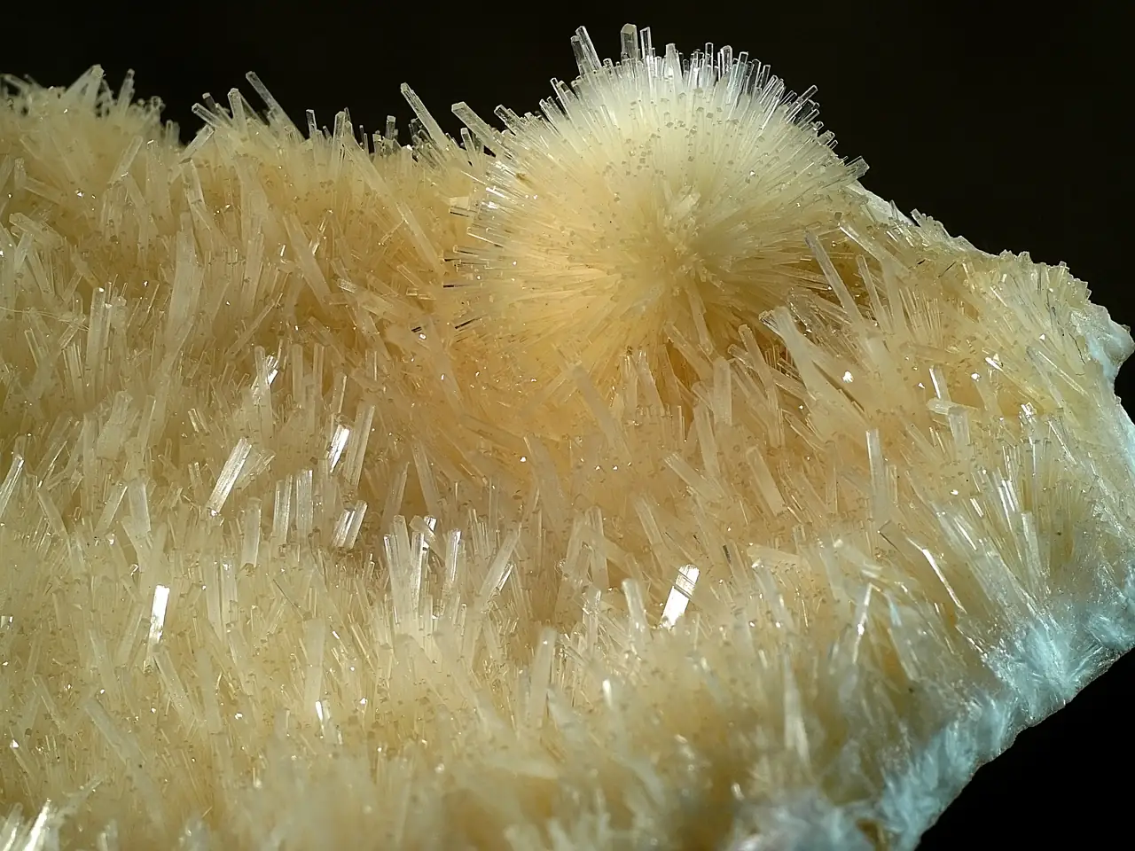 Typical acicular natrolite crystals from Dobrná, Czech Republic