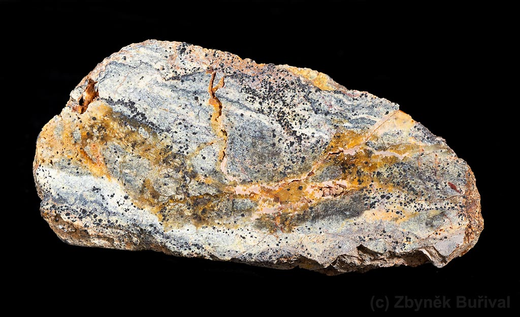 Pale opal with high amount of chromite