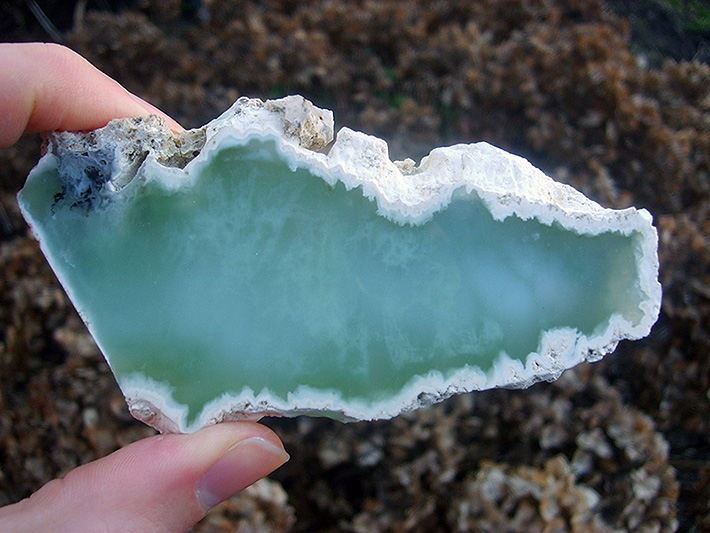 Green Ni-opal (prase) from Křemže, Czech Republic