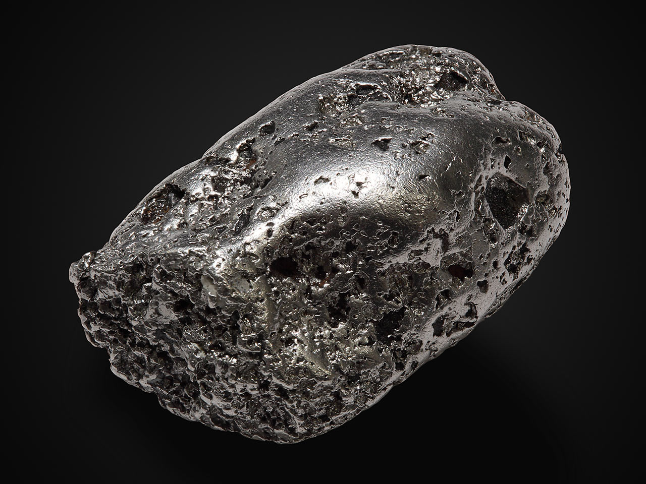 Nnative platinum nugget from Konder, Khabarovsk, Russia