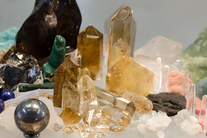 Fake quartz crystals cut and polished from rough quartz chunks