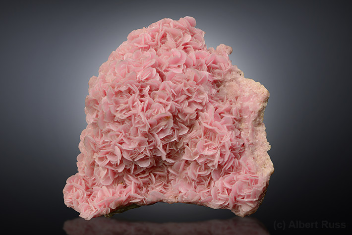 Rhodochrosite aggregate from Romania