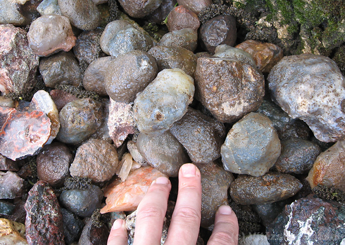 Rough agate nodules