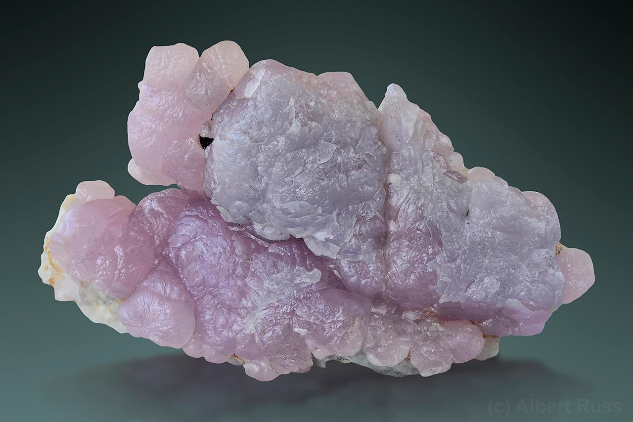 Botryoidal pink smithsonite from Chihuahua, Mexico