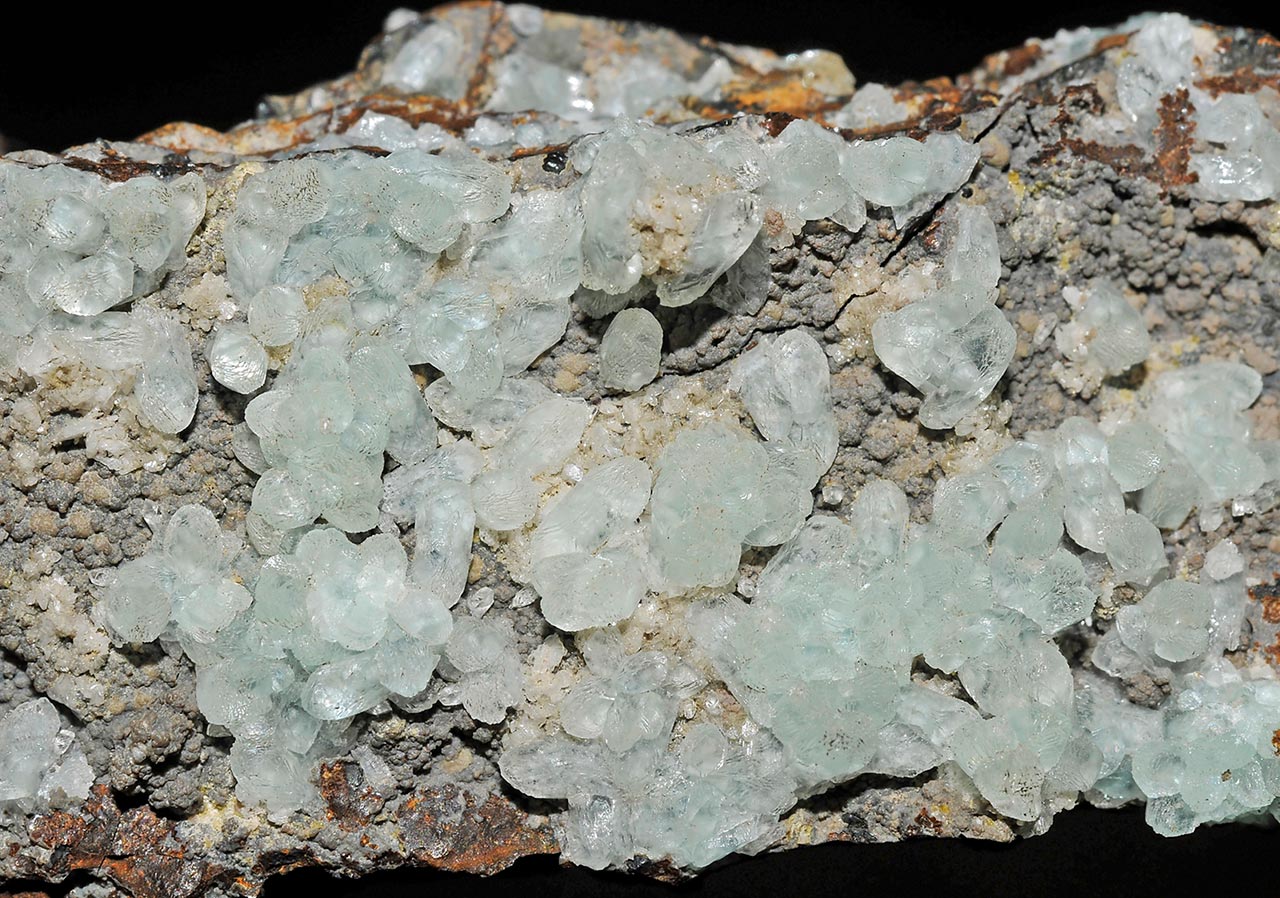 Pale colored smithsonite from San Antonio Mine, Chihuahua, Mexico
