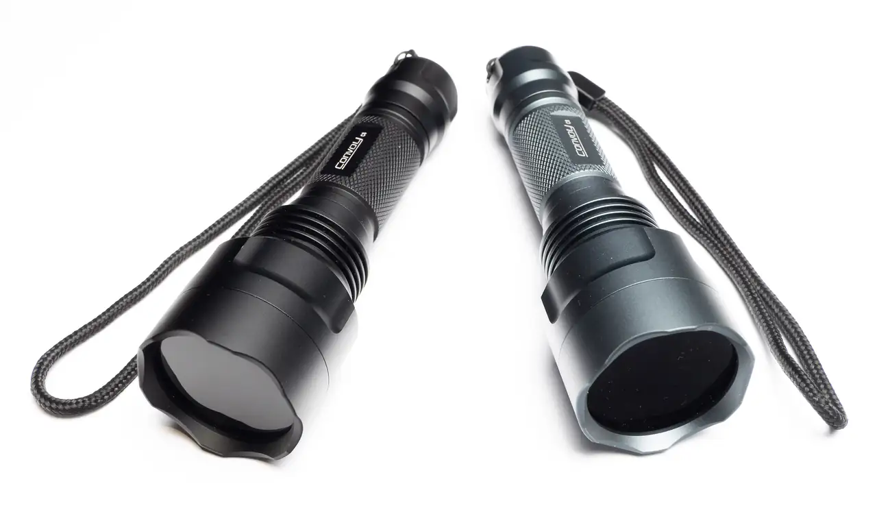 Chinese Convoy C-8 UV flashlights