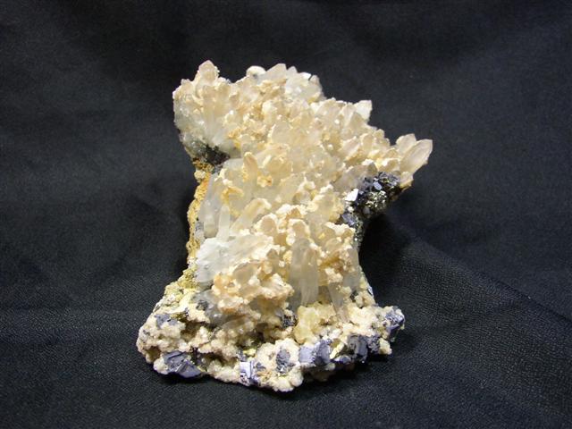 Quartz, Galena, Calcite (var. Manganoan Calcite), Pyrite, Pyrhotite