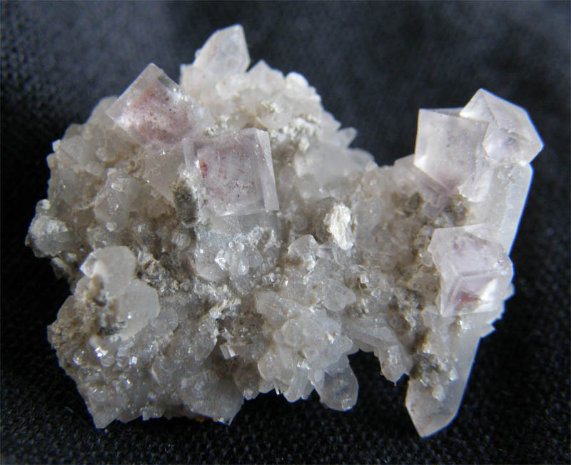 Fluorite, Quartz (var. Rock Crystal)