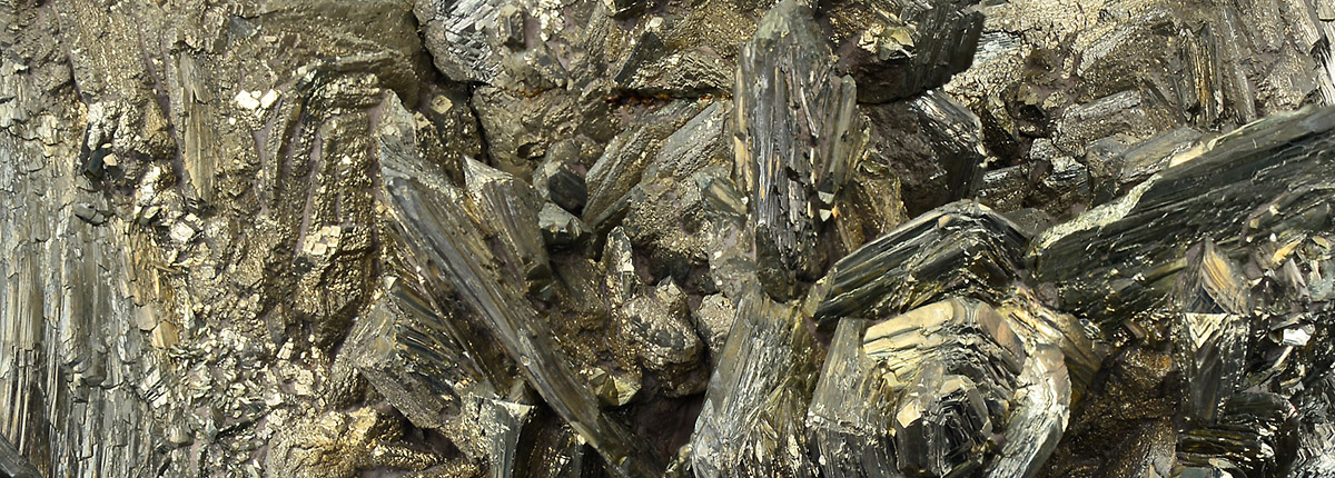 Marcasite – Mineral Properties, Photos and Occurrence