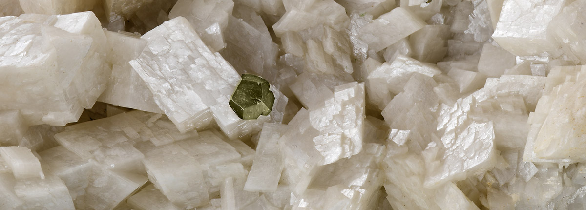 Ankerite – Mineral Properties, Photos and Occurrence
