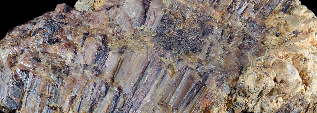 Andalusite – Mineral Properties, Photos and Occurrence
