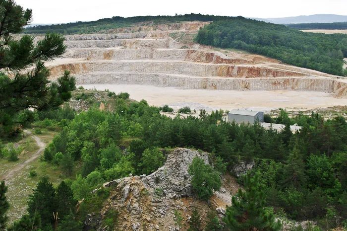 Mineral locality Koněprusy, Čertovy schody, Czech Republic