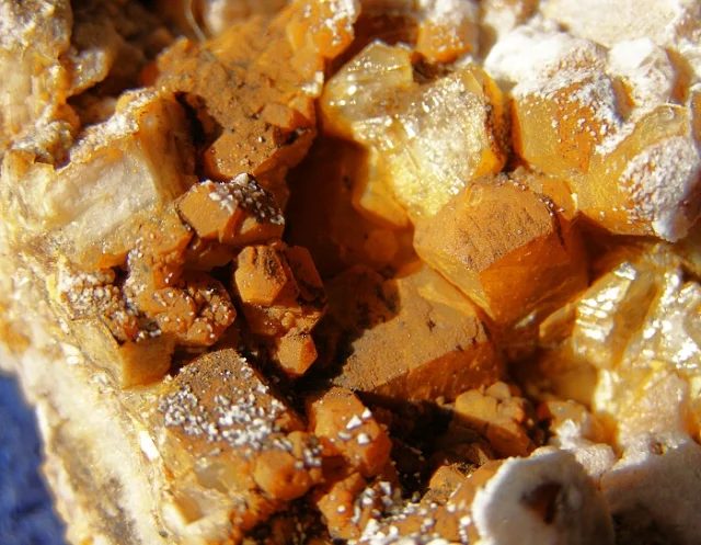Aragonite, Calcite