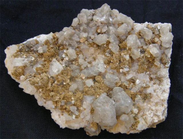 Calcite, Muscovite