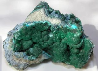 Mineral photo of Malachite from locality Borovec, Czech Republic