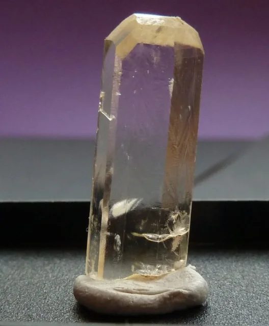Mineral photo of Aragonite from locality Hořenec, Czech Republic