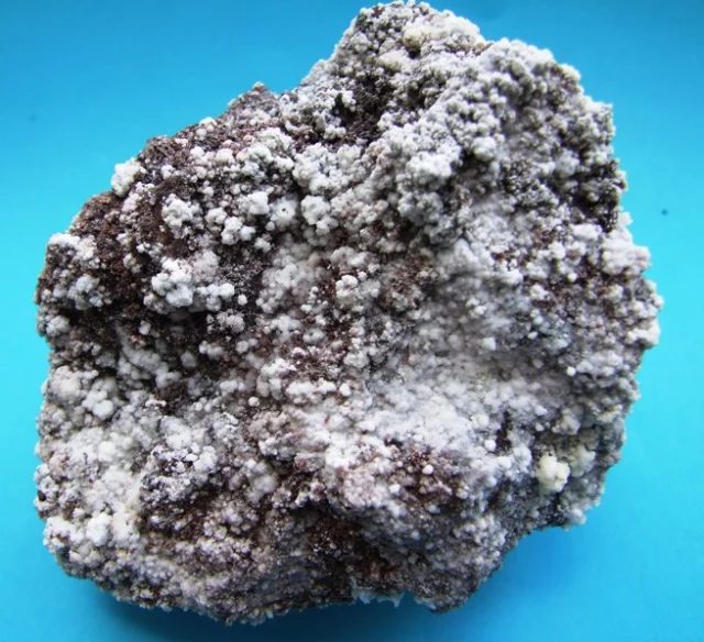 Mineral photo of Konyaite from locality halda dolu Kukla, Oslavany, Czech Republic
