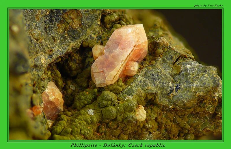 Phillipsite-(Ca)