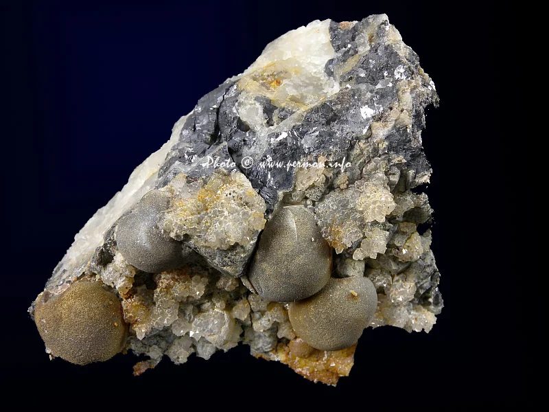 Mineral photo of Pyromorphite (var. miesite) from locality Stříbro, Czech Republic