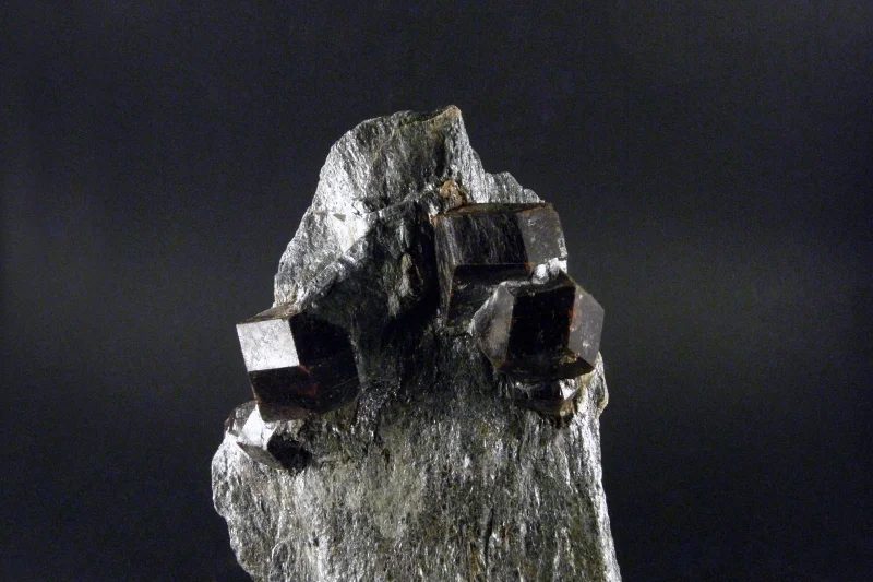 Mineral photo of Almandine from locality Granatenkogel, Austria