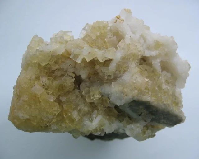 Mineral photo of Fluorite from locality Běstvina, Czech Republic