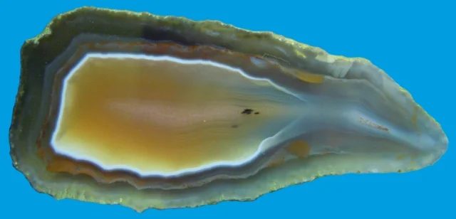 Mineral photo of Agate from locality Doubravice, Czech Republic