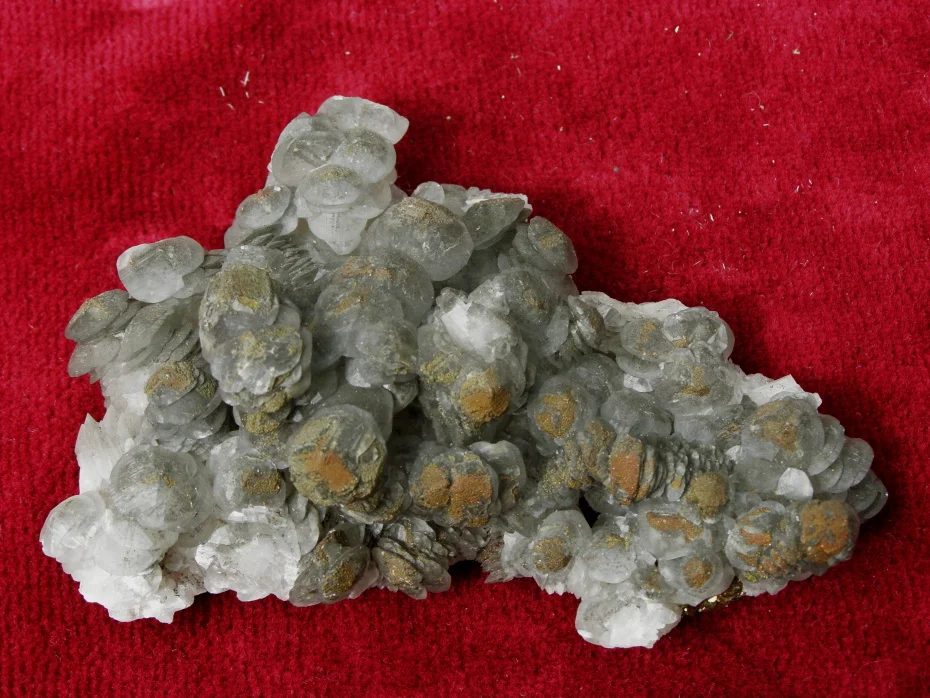 Mineral photo of Calcite from locality Kutná Hora, Czech Republic