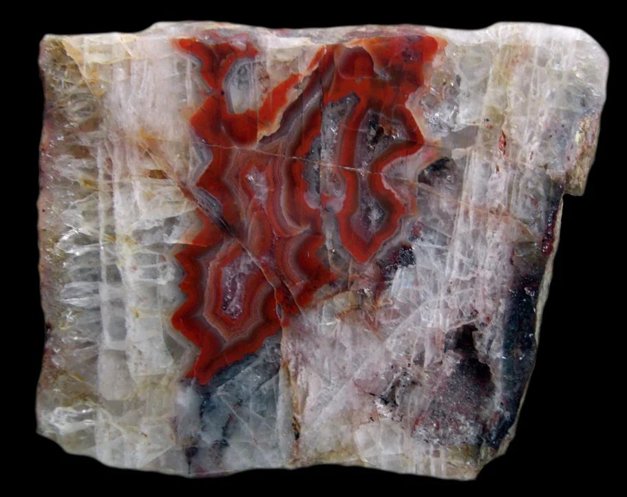 Mineral photo of Agate from locality Horní Halže - Apolenka, Czech Republic