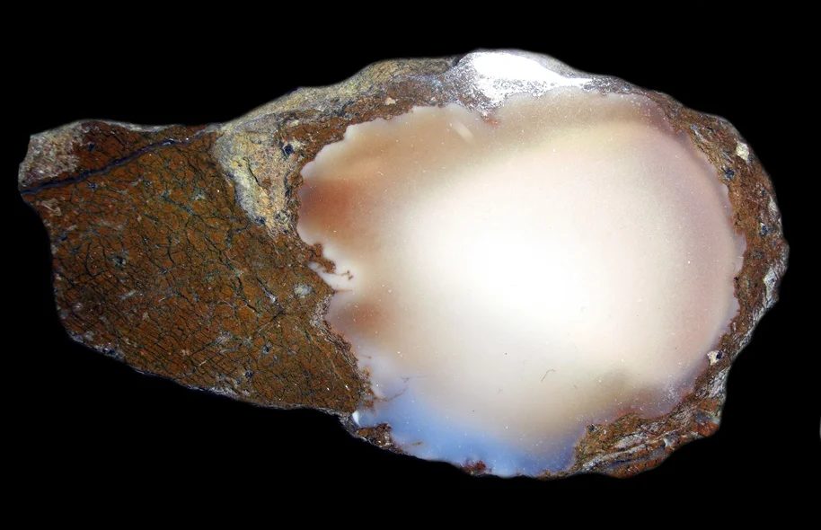 Quartz (var. chalcedony)