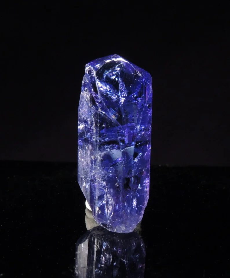 Zoisite (var. tanzanite)